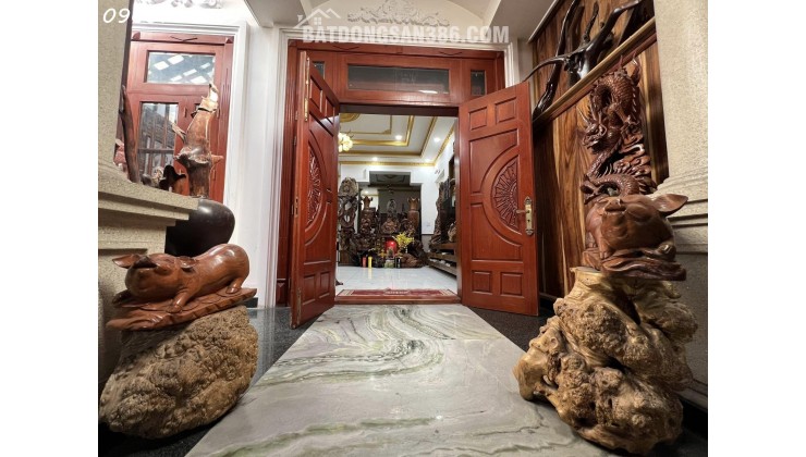 NHÀ MẶT TIỀN ĐƯỜNG DĨ AN, 5 TẦNG, NGANG 7M, 201M2 LÔ GÓC, 17 TỶ